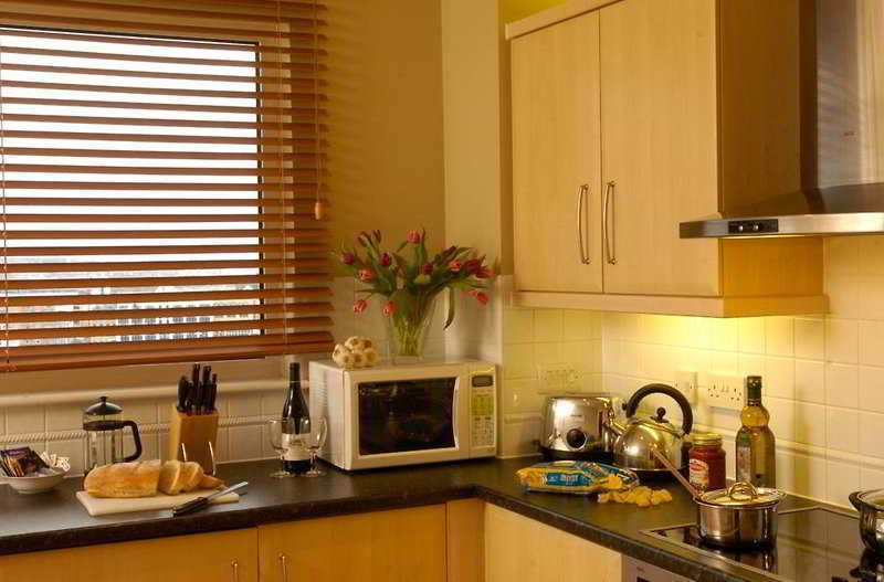 Fraser Place Canary Wharf London Room photo